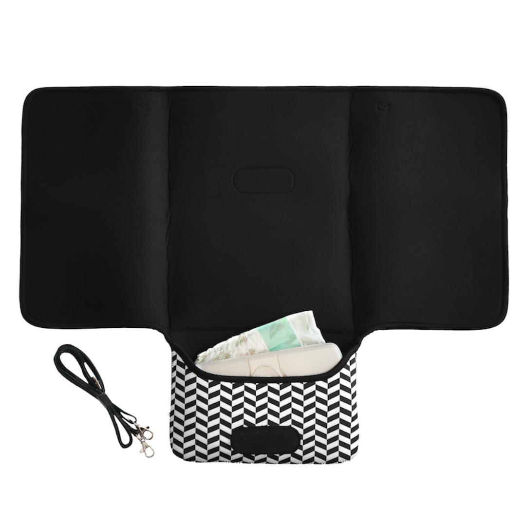 Change Mat Clutch - Monochrome