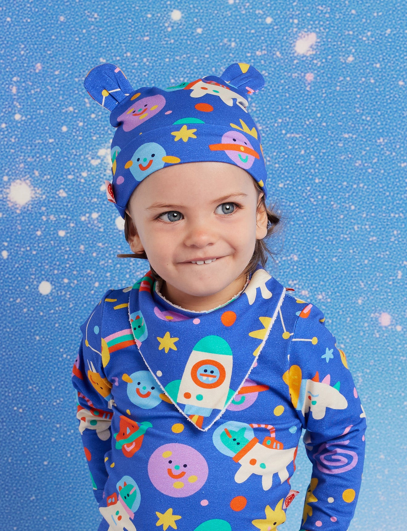 dino-in-space-hat-02.jpg