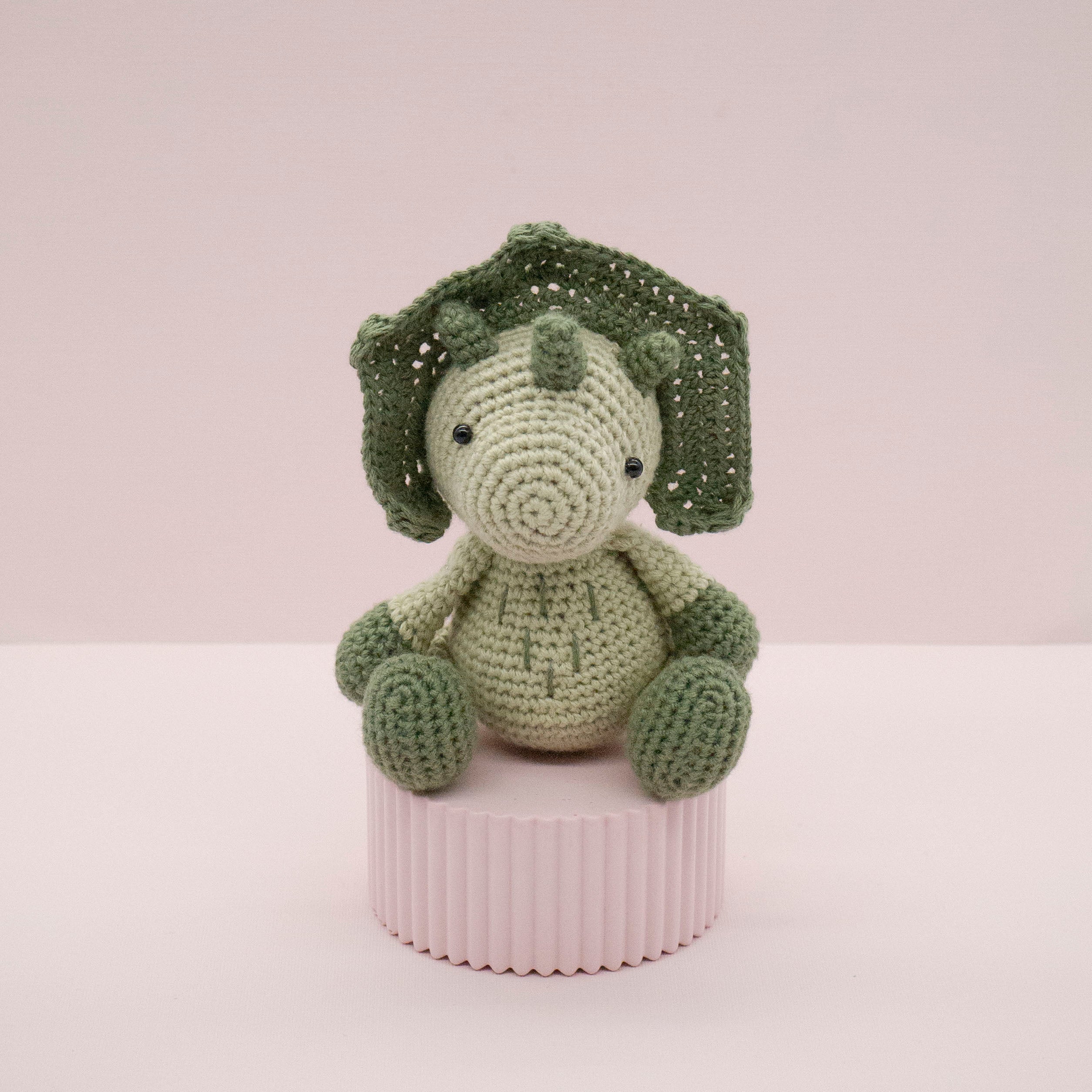 Crochet Your Own Triceratops: Green Sitting